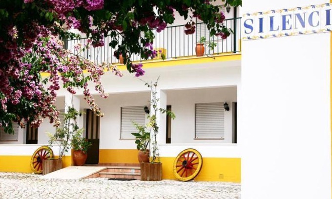 Alcobaca Casa | Costa Brava Alojamento