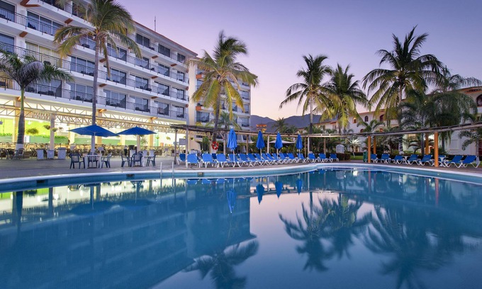 Colonia Olímpica Hotel | Costa Club Punta Arena Hotel
