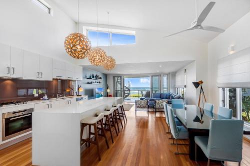 North Creek Casa | Costa del Sol - Beachfront Lennox Head