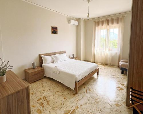 Salerno Apartamento | Costa Limen - Appartamento 117 mq, 3 Camere, 2 Bagni, Cucina, Wi-Fi e Smart TV