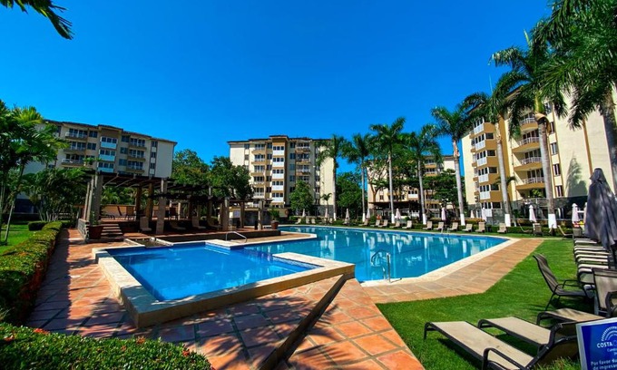 Barrio Santa Lucia Apartamento | Costa Linda 6-09