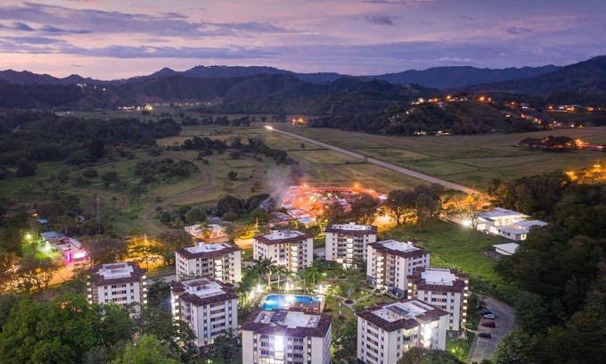 Barrio Santa Lucía Condominio | Costa Linda Condo 1.3