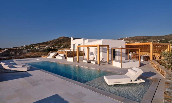 Nea Cryssi Akti Villa | Costa Pounda Villas with private pools