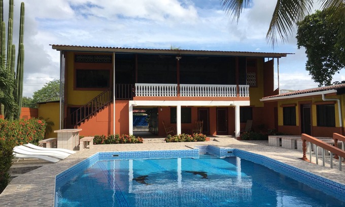 Puntarenas Villa | Alquiler de casa de playa costarricense en Puntarenas