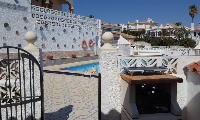 Fuengirola Chalet De Esquí | 16 Villa frente al mar con todas las comodidades
