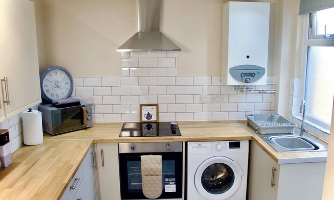 St Helens Casa | Cosy 1-Bed Flat in St Helens with Modern Amenities