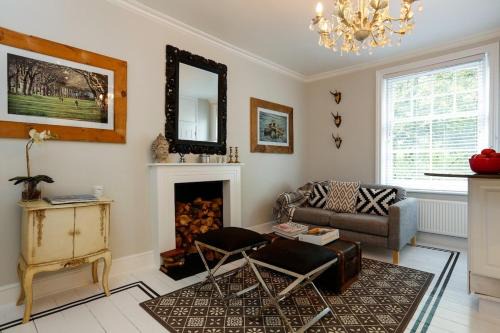 East Putney Apartamento | Cosy 1BR Apt with Balcony, East Putney,2min Tube