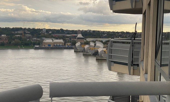 Royal Docks Apartamento | Cosy 2 Bedroom Royal Docks Apartment