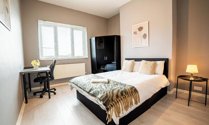 Selhurst Apartamento | Cosy 2Bed Flat-Free Parking-Easy Links to London