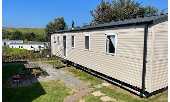 St Leonards-On-Sea Cabina | Cosy 3-Bed Caravan,combe haven st Leonards on sea