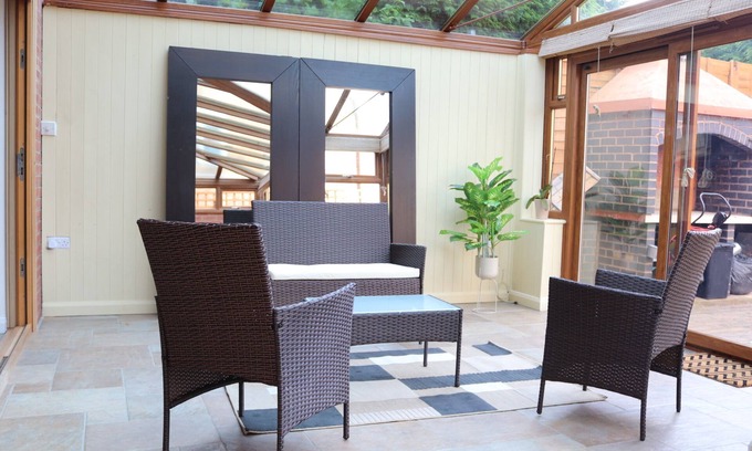 Sheldon Casa | Cosy 3 bedroom 2 Bathroom House with Parking