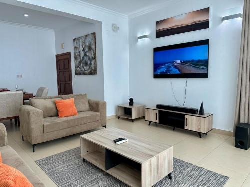 Mwananyamala Apartamento | Cosy 3-bedroom at Victoria Place