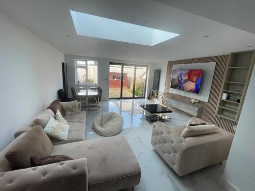 Borehamwood Casa | Cosy 4 bedroom house in borehamwood