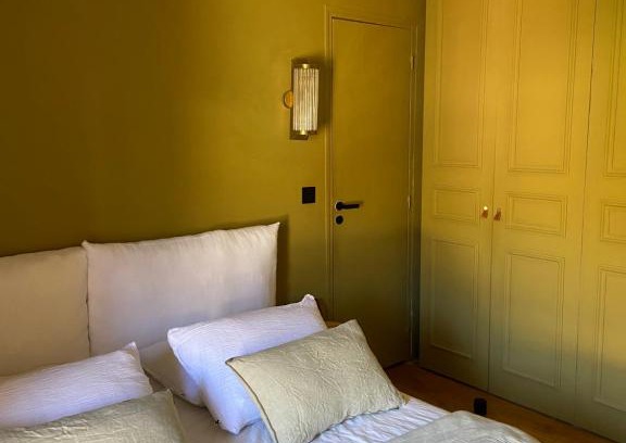 Plan-de-la-Tour Apartamento | Cosy and Chic Apartment