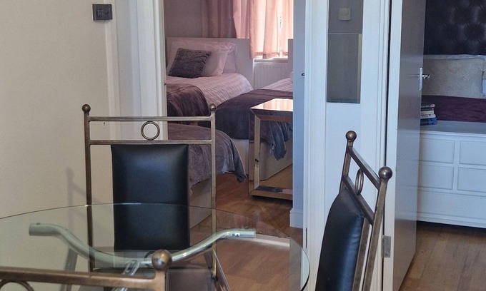 Shoreditch Apartamento | Cosy and comfortable place to stay with friends and family.n