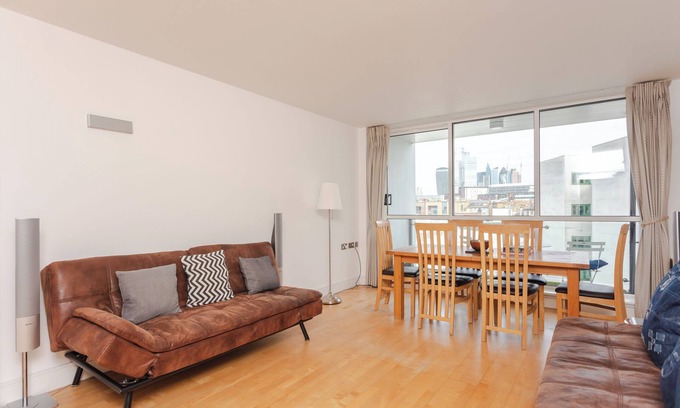 Elephant and Castle Condominio | Cosy and Spacious 2 BD flat on Bermondsey St