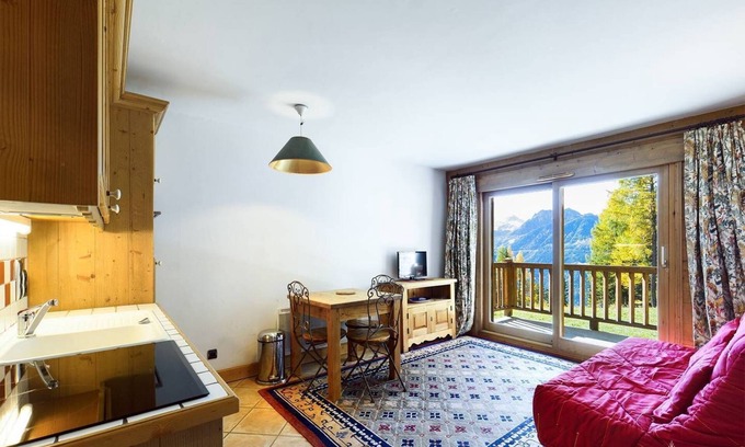 Les Eucherts Apartamento | ACOGEDOR APARTAMENTO EN EL BOSQUE