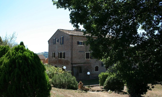 Santarello Apartamento | Bonito apartamento para 10 personas con WIFI, piscina, TV, mascotas permitida y aparcamiento