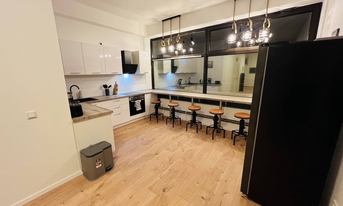 Erwitte Apartamento | Cosy Apartment 6 Beds 3 Bedroom Parking Wifi