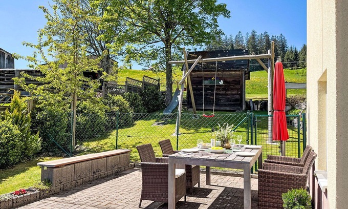 Eisenbach Apartamento | Hermoso apartamento para 3 personas con WIFI, TV, patio, mascotas permitida y aparcamiento