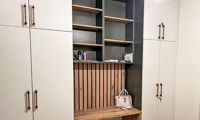 Vrchlabi Apartamento | Acogedor apartamento para 4 personas con WIFI, TV, balcón y aparcamiento