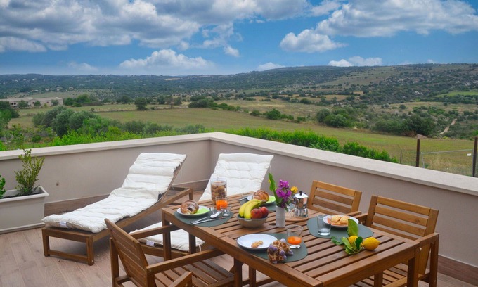 San Corrado di Fuori Apartamento | Precioso apartamento para 4 personas con WIFI, A/C, TV, terraza y aparcamiento