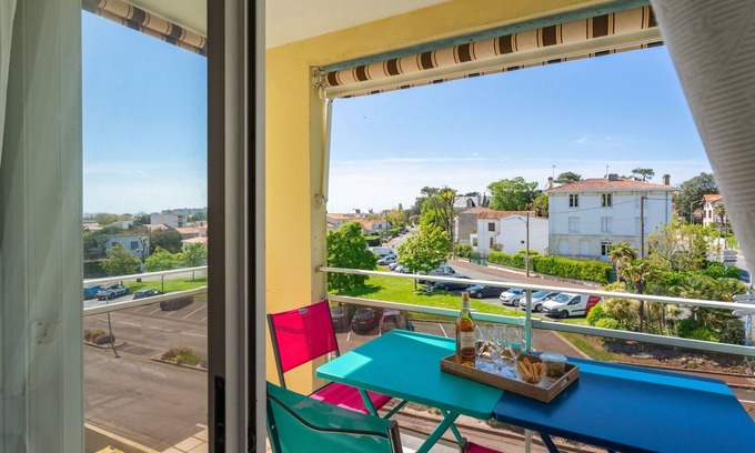 Pontaillac Apartamento | Bonito apartamento para 4 personas con WIFI, TV, balcón, mascotas permitida y aparcamiento