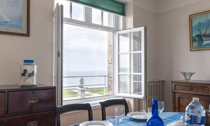 Ille-et-Vilaine Apartamento | Precioso apartamento para 6 personas con TV y aparcamiento