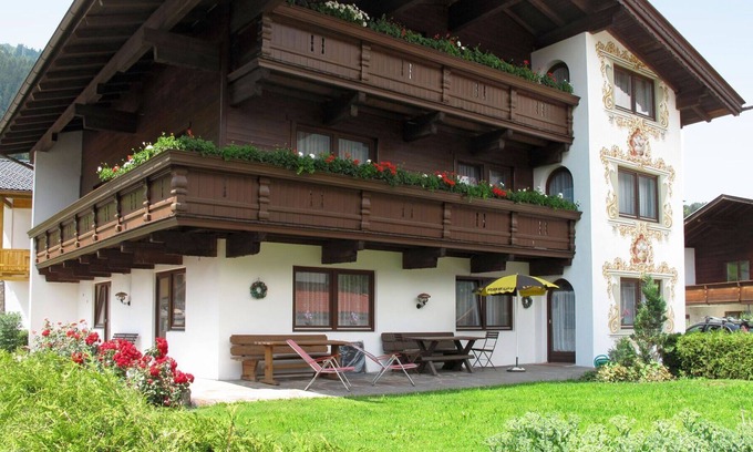 Zillertal Apartamento | Hermoso apartamento para 7 personas con WIFI, TV, balcón y aparcamiento