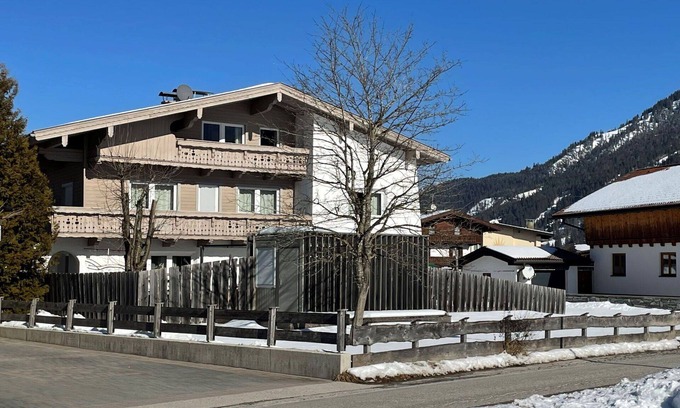 Achenkirch Apartamento | Precioso apartamento para 5 personas con WIFI, TV, patio y aparcamiento