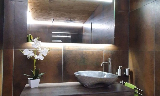 Muriaux Apartamento | Hermoso apartamento para 2 personas con jacuzzi, WIFI, TV y balcón