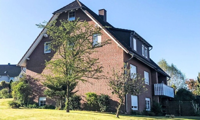 Bodenwerder Apartamento | Hermoso apartamento para 4 personas con WIFI, TV, balcón, vista panorámica y aparcamiento