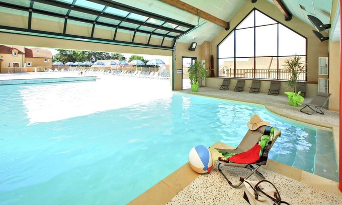 Sarlat-la-Caneda Casa | Cosy apartment in villa for 8 guests with WIFI, pool, TV, terrace, pets allowed and parking