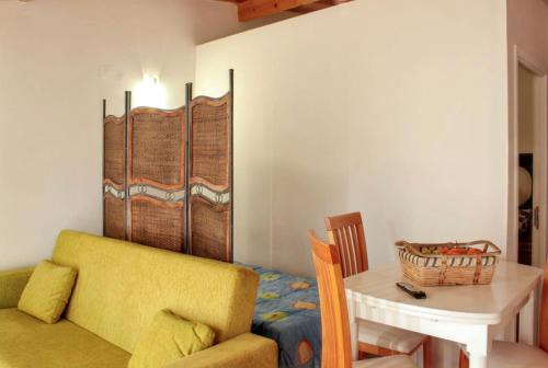 Burinhosa Apartamento | Cosy Apartment in Pataias with Shared Pool - 45 sqm
