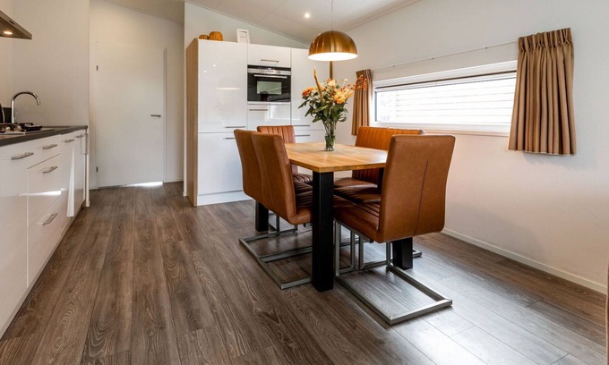 Wolfshuis Casa | Bonito apartamento en villa para 6 personas con WIFI, piscina, A/C, TV, terraza y aparcamiento