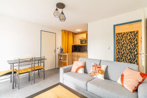 Lalande-Grand Selve Apartamento | Cosy apartment with pool