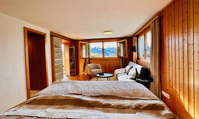 Schoenried Apartamento | Cosy appartment 10 min from Gstaad with stunning view