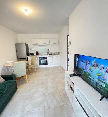 Bollene Apartamento | Cosy avec extérieur privée