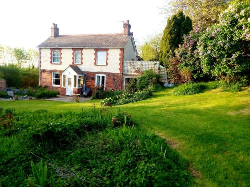 Axminster Apartamento | Cosy Axminster Studio with Extra Beds