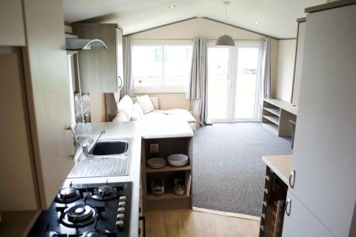 Great Houghton Otro | Cosy cabin for 6 in Great Billing