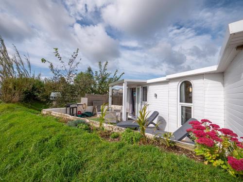 Kingsbridge Chalet De Esquí | Cosy Cabin for two with country side views, near Kingsbridge