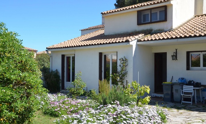 La Peyrade Villa | Cosy, comfortable villa 10 minutes from Frontignan Plage and 10 minutes from Sète.