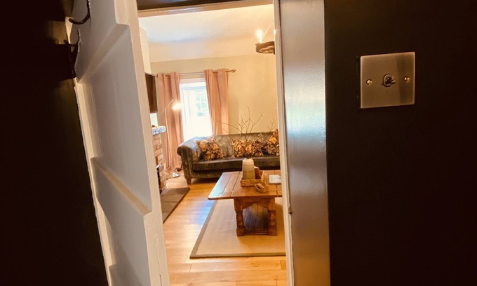 Downpatrick Cabaña | Cosy Cottage 5 mins from Killyleagh, Strangford Lough (Pet-Friendly!)