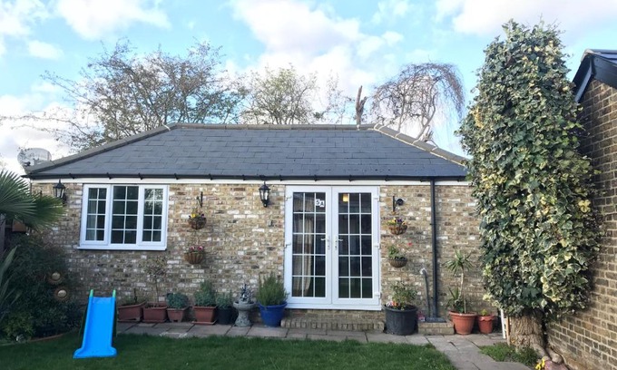 Fairlop Casa | cosy cottage annex in Fairlop