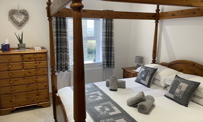 Burtersett Cabaña | Cosy Cottage in the Yorkshire Dales nr Hawes. Pet free.