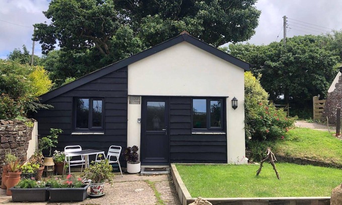Hartland Cabaña | Cosy Cottage Near Hartland Village