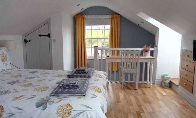 Morpeth Cabaña | Cómoda y acogedora casa de campo para dos personas en una impresionante ubicación rural