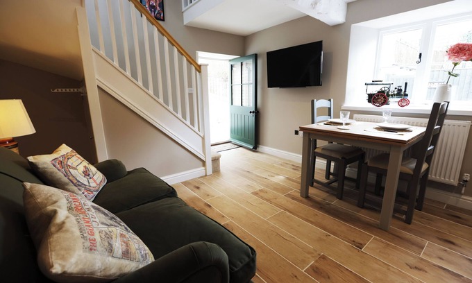 Chipping Norton Cabaña | Cosy dog friendly cottage in the heart of Chipping Norton.