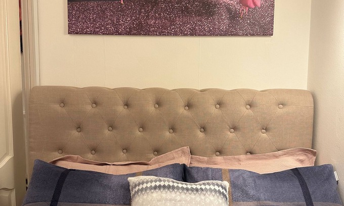 West Hampstead Apartamento | Cosy double bedroom available in a 2-bedroom apartment, at weekends/holidays.