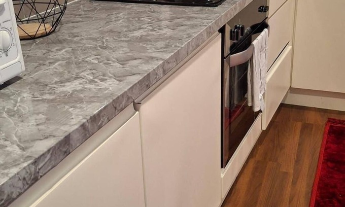 Edmonton Casa | Cosy Entire House Open Kitchen 2 Bedroom for 5